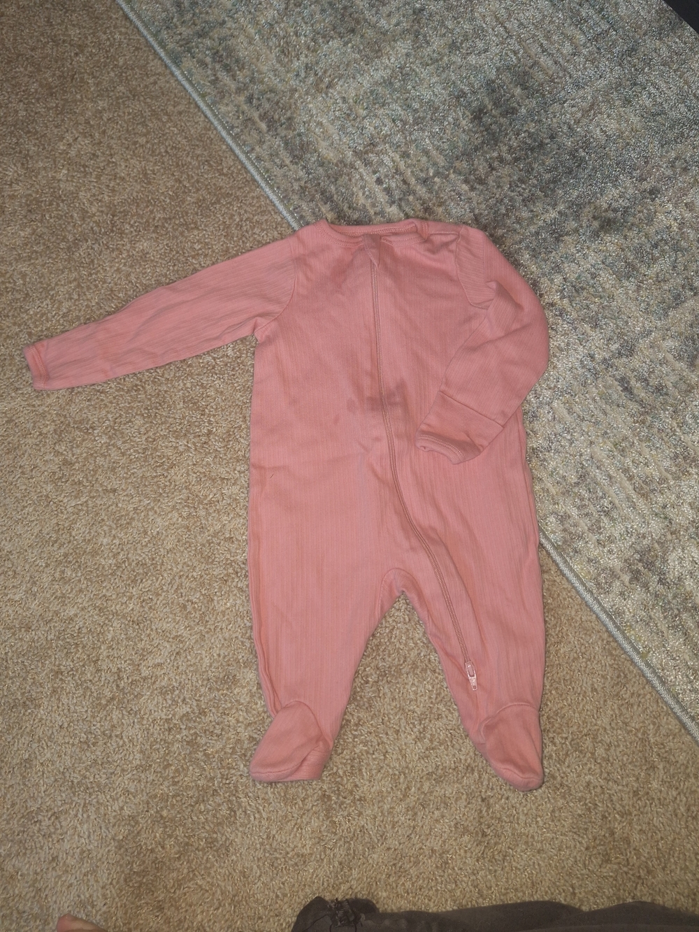 wonder nation Ribbed Long-Sleeve Footed One-Piece in Dusty Pink